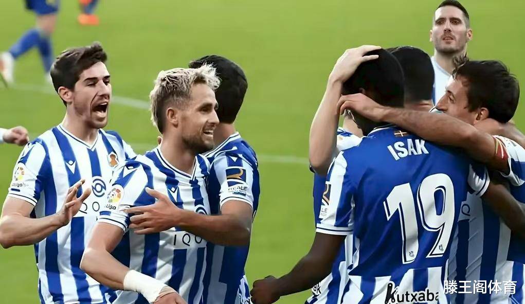 亚博-皇家社会迎西甲关键赛，窗口期复出首秀，压力陡增，更衣室氛围转暖-亚博
