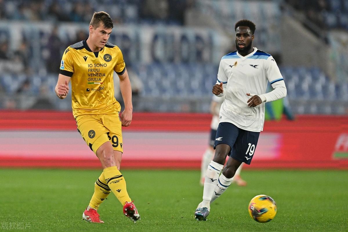 关于转折点！拉齐奥更衣室发声，欧联今晚攻防权衡，气氛紧张，心理建设被强调的信息